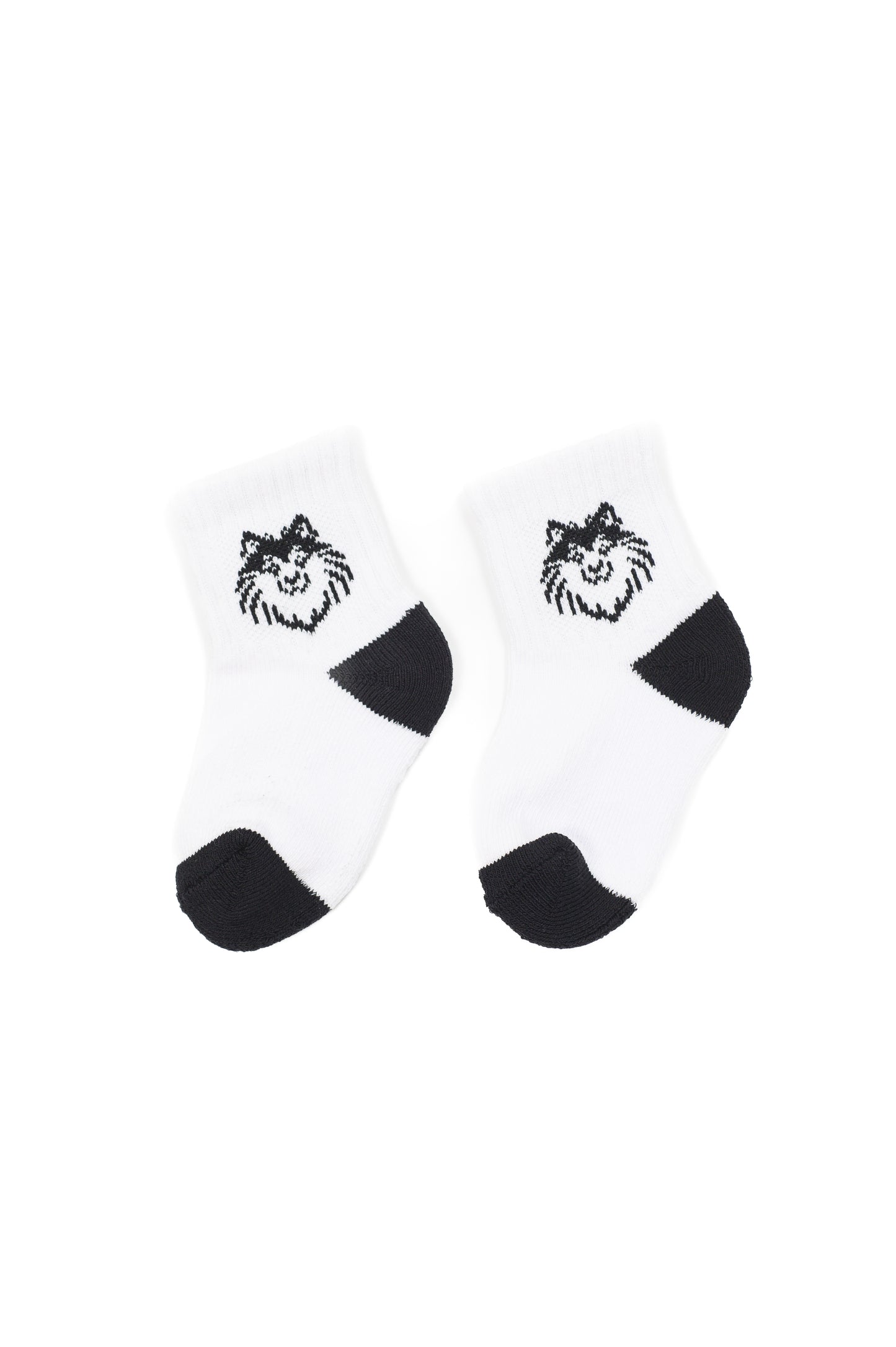 T-shirt, shorts and crew sock bundle